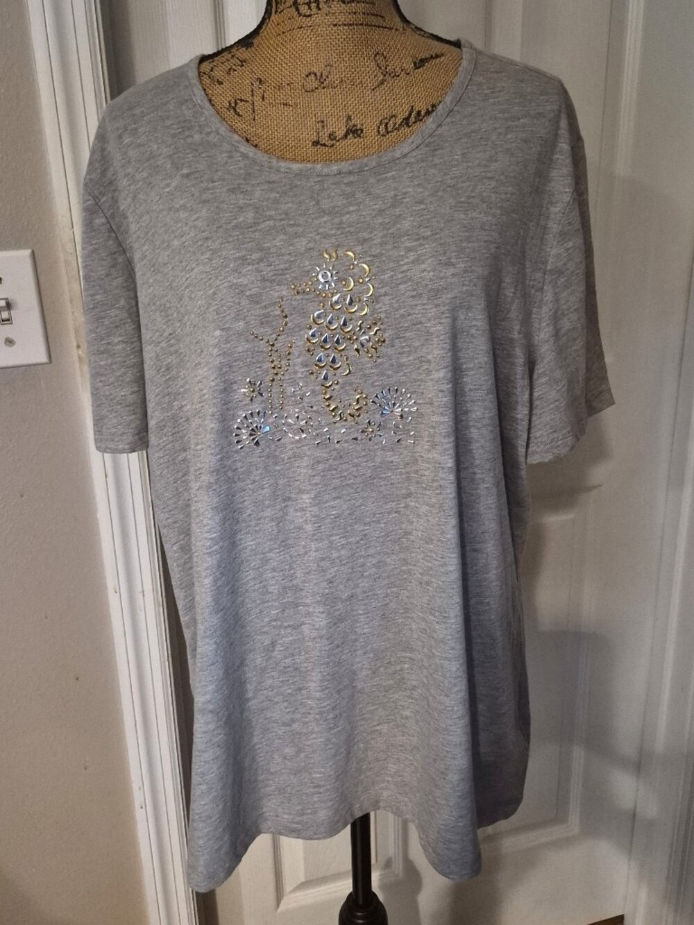 Coral Bay Gray Tee Top with Sea Horse Design 2X